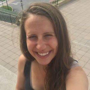 Meet your Posher, Laura